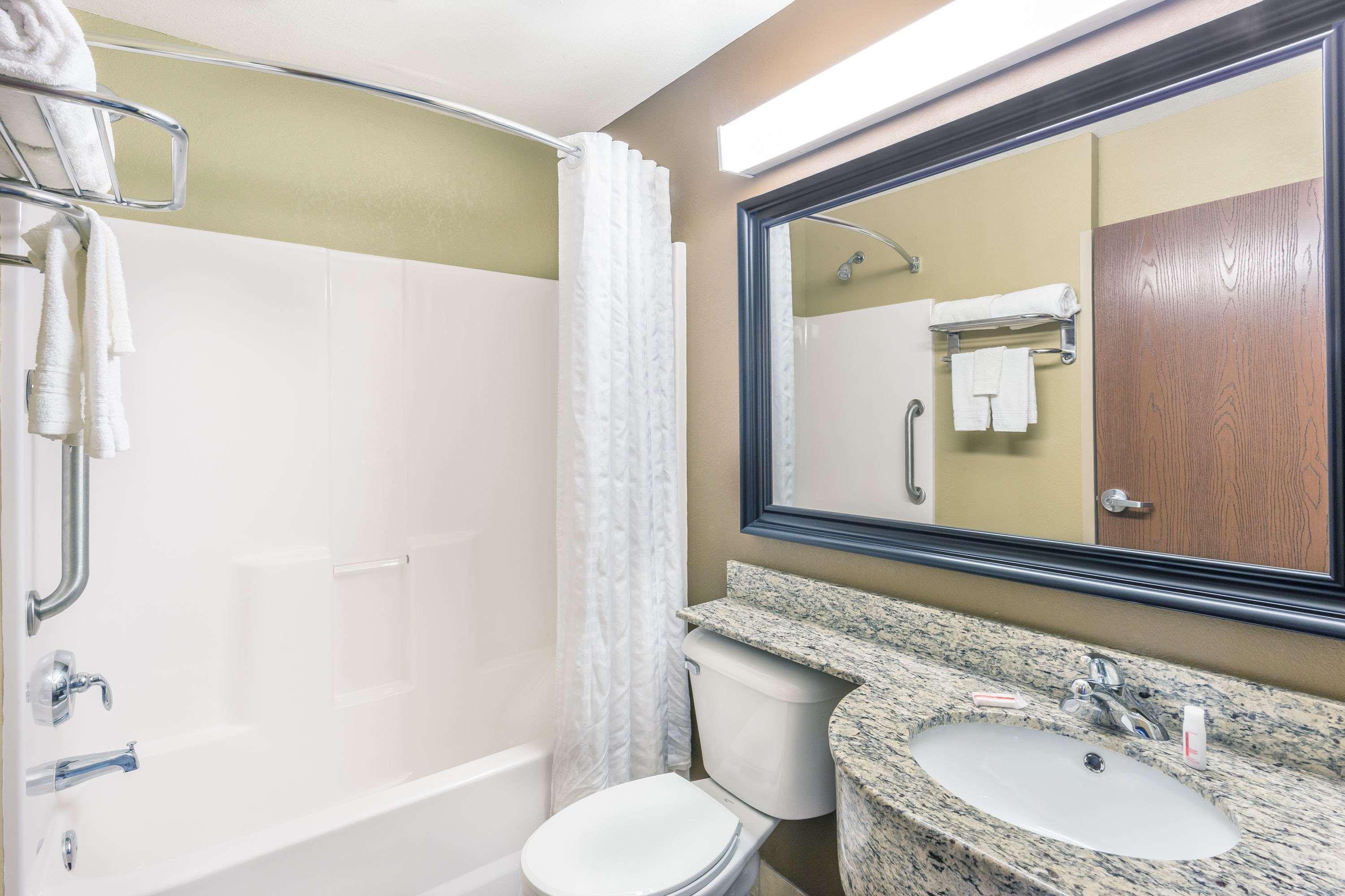 Sleep Inn & Suites Kalamazoo Extérieur photo